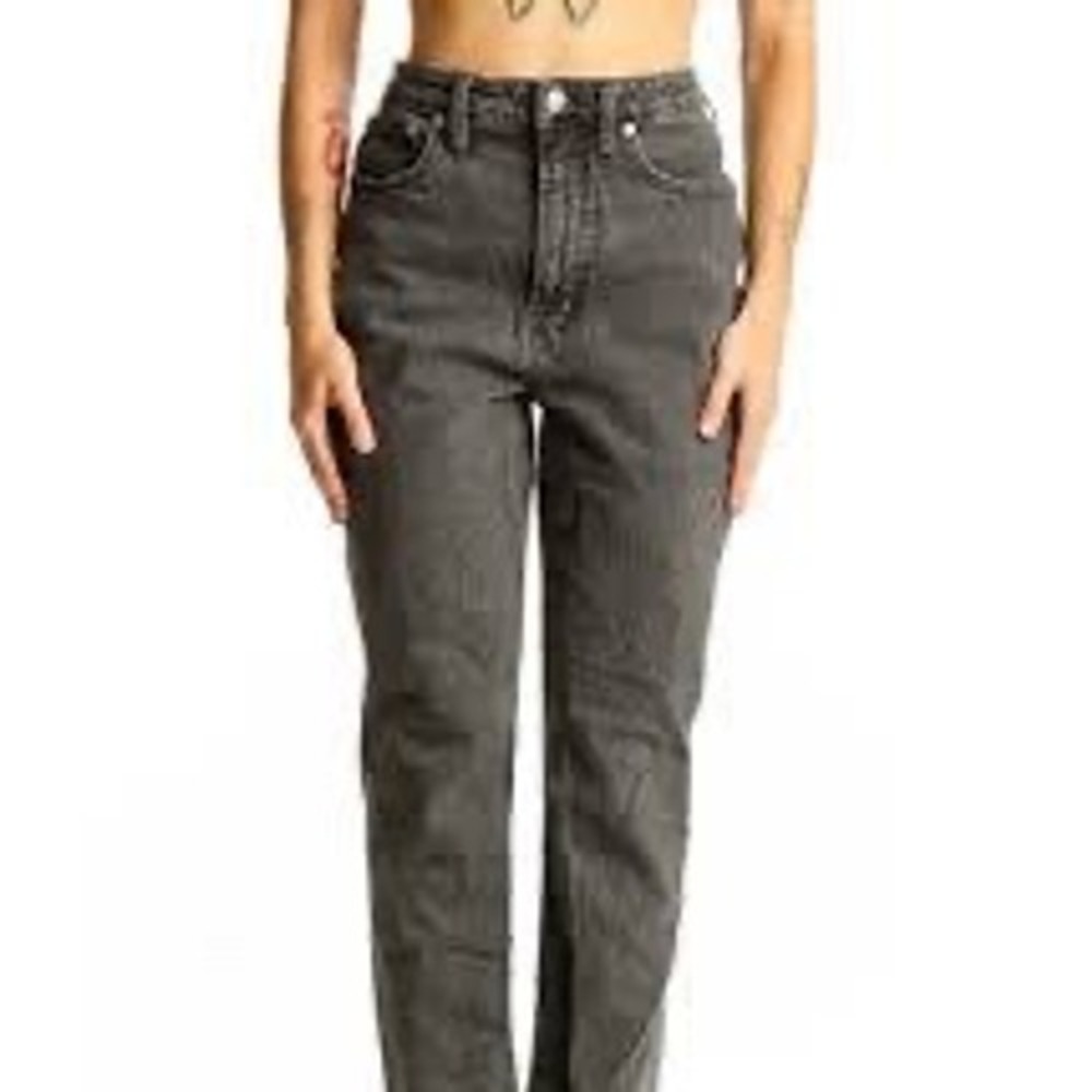 540.Madewell The Perfect Vintage Jean.Washed black colorway,classic highrise.28T